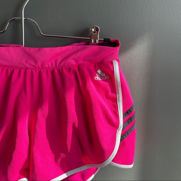 Womens Adidas sport shorts - Picture 4 of 4
